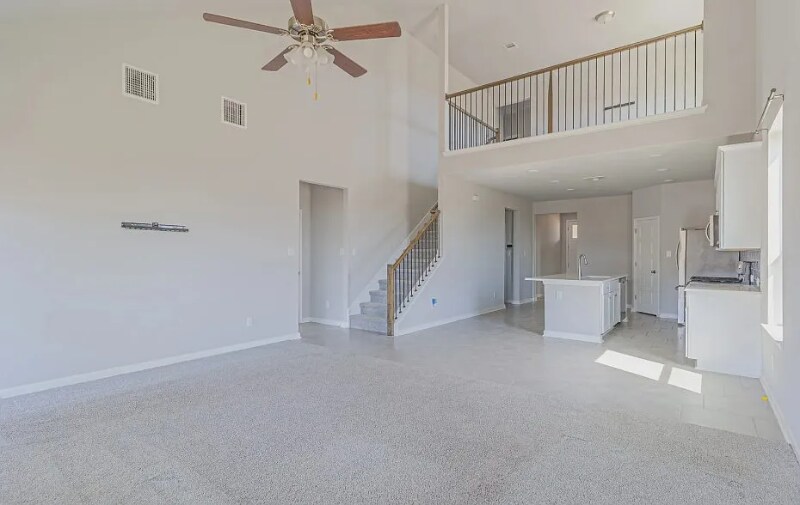 Building Photo - 2511 Seabream Dr