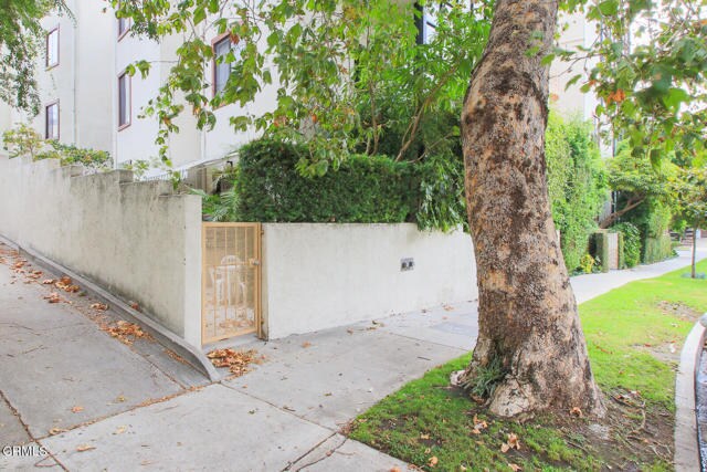 Building Photo - 1670 Malcolm Ave
