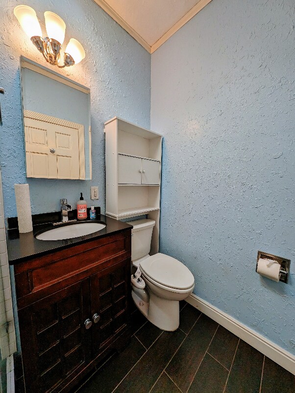 Building Photo - 22 E Bayaud Ave