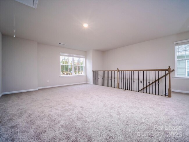 Building Photo - 1603 Swallow Tail Dr