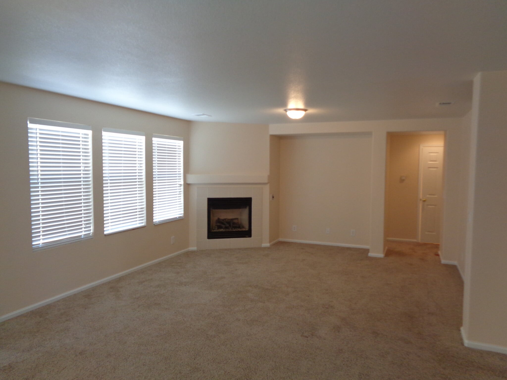 Building Photo - 15697 Randolph Pl