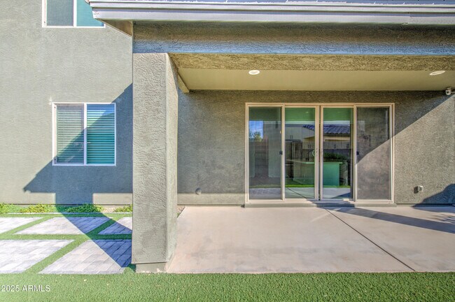 Building Photo - 9856 E Palladium Dr