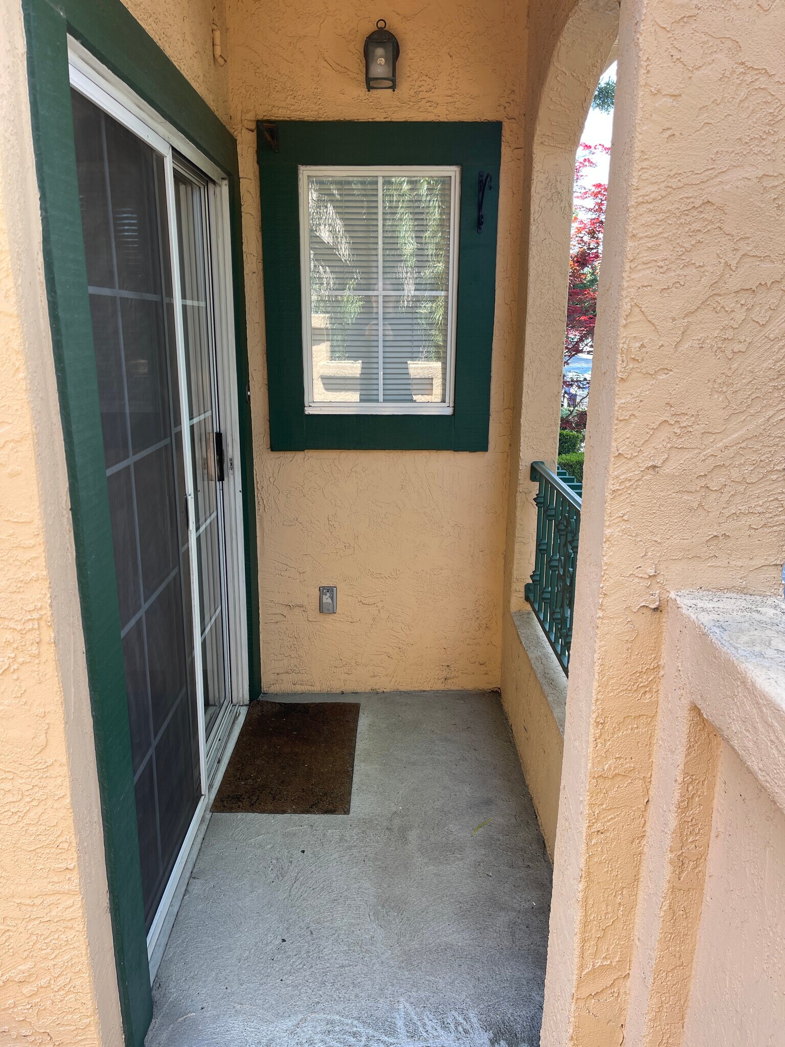 Building Photo - 375 Hope St