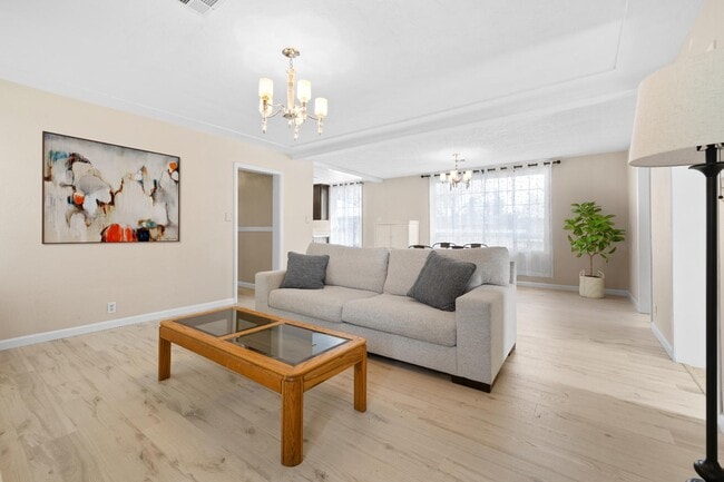 Building Photo - 1922 Scenic Ave