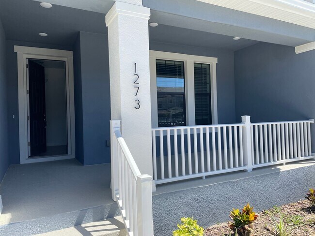 Primary Photo - AVAILALBE NOW!! TOWNHOME IN HIGHLY DESIRAB...