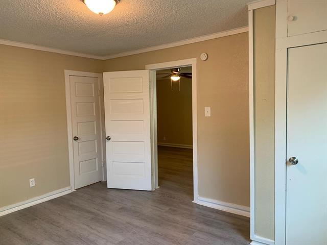 Building Photo - 500 E Heron St