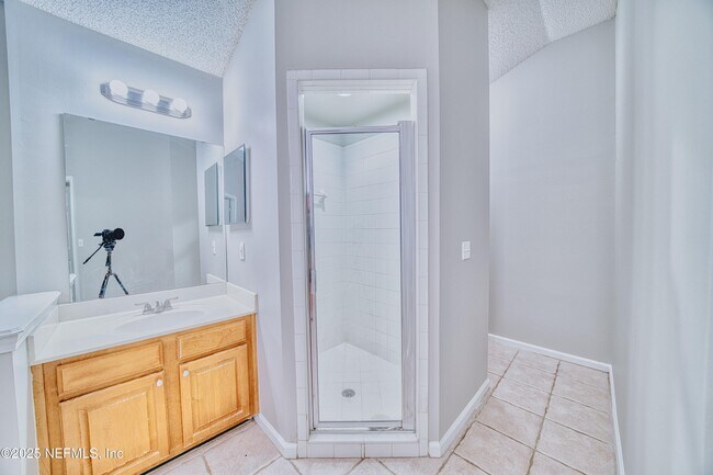 Building Photo - 4716 E Catbrier Ct