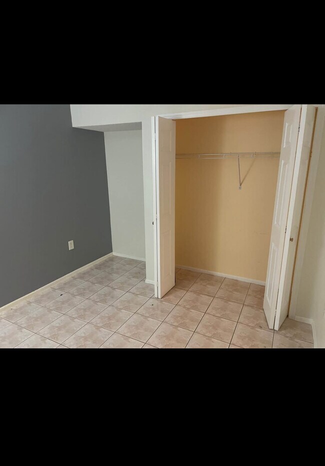 Building Photo - 1054 Lotus Cove Ct