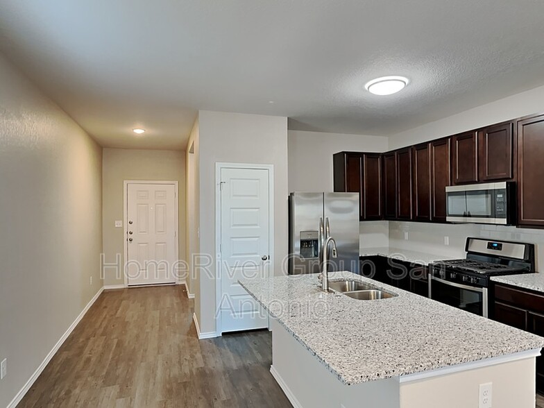 Building Photo - 13541 Lily Ln