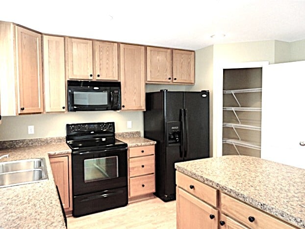 Building Photo - 6607 Thistle Grove