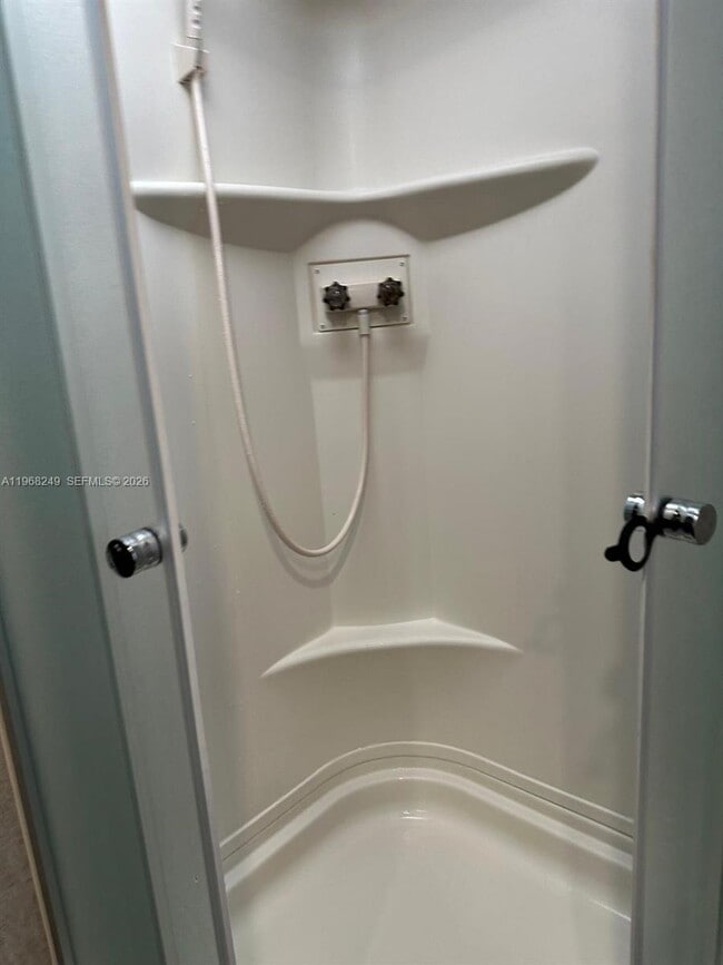 Building Photo - 3211 SW 47th Ave