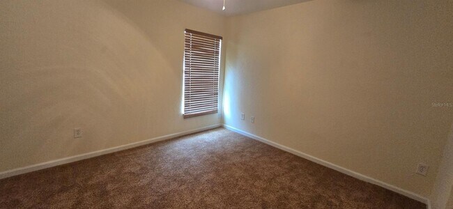 Building Photo - 4085 SW 49th Ave