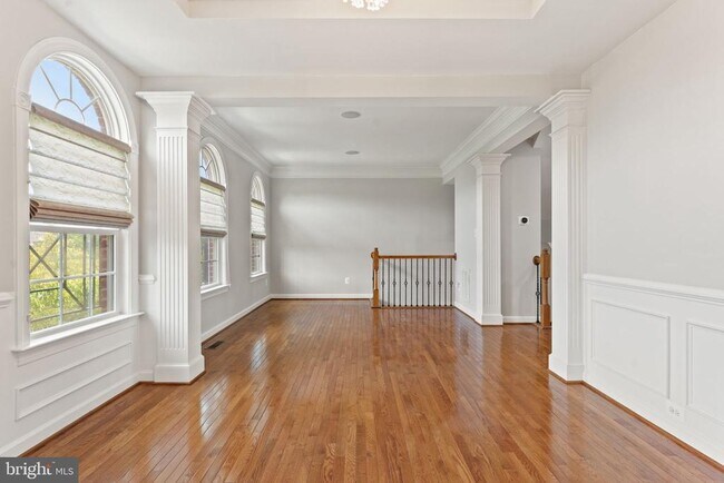 Building Photo - 42524 Rowderbury Square
