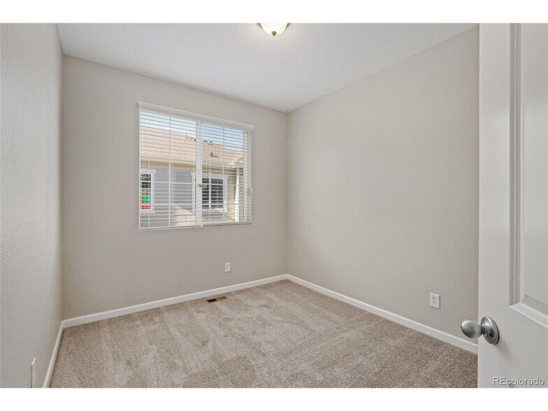 Building Photo - 16213 W 63rd Pl
