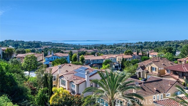 Building Photo - 9 Marisol