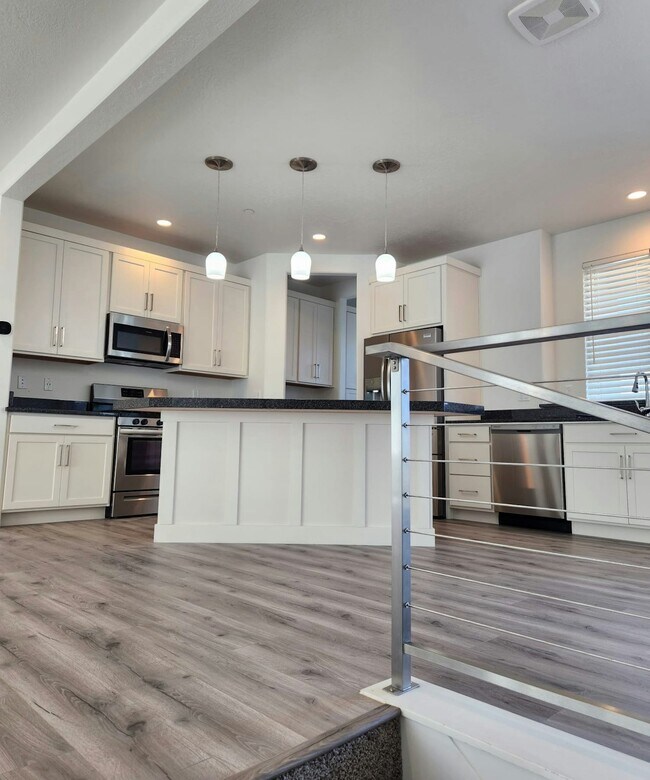 Building Photo - 5088 W Duckhorn Dr