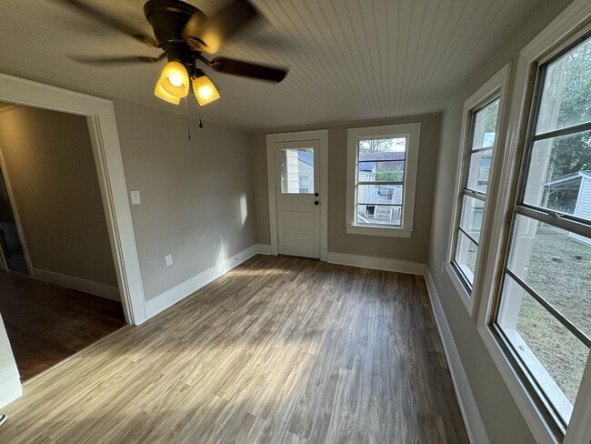 Building Photo - 117 Gardner St