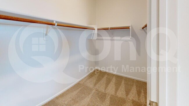 Building Photo - 7110 W Ferntree Ln