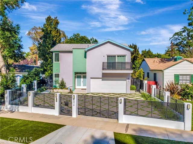 Building Photo - 4974 Canoga Ave