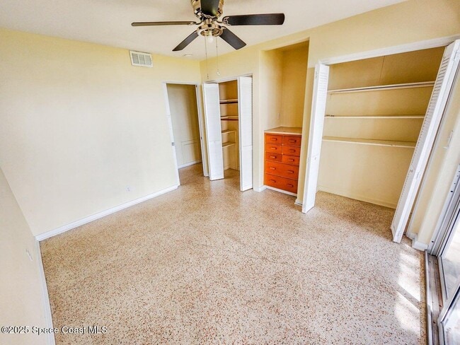 Building Photo - 1181 Sunny Point Dr