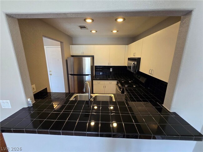 Building Photo - 5000 Red Rock St