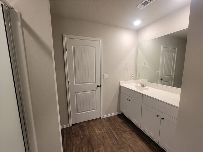 Building Photo - 5901 Berriweather Dr