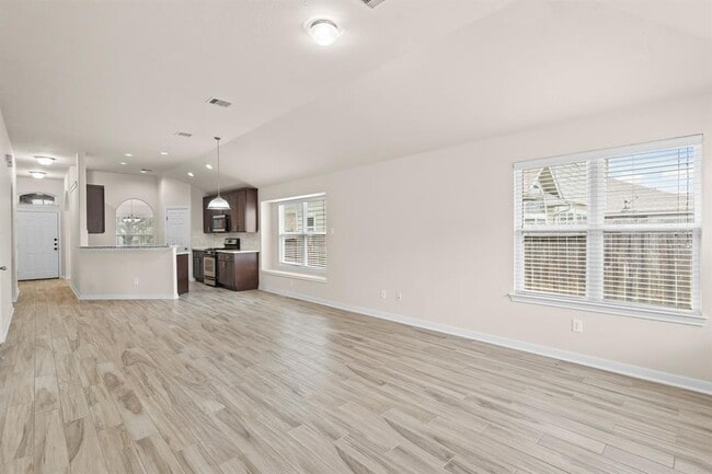 Building Photo - 10918 Barker View Dr