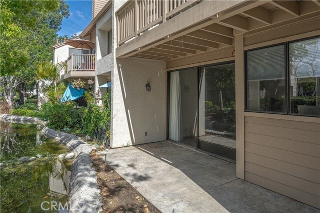 Building Photo - 10560 Lakeside Dr N