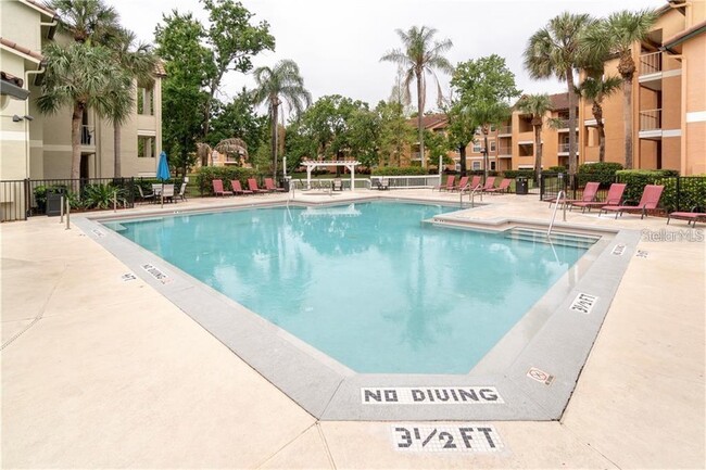 Building Photo - 3004 Parkway Blvd