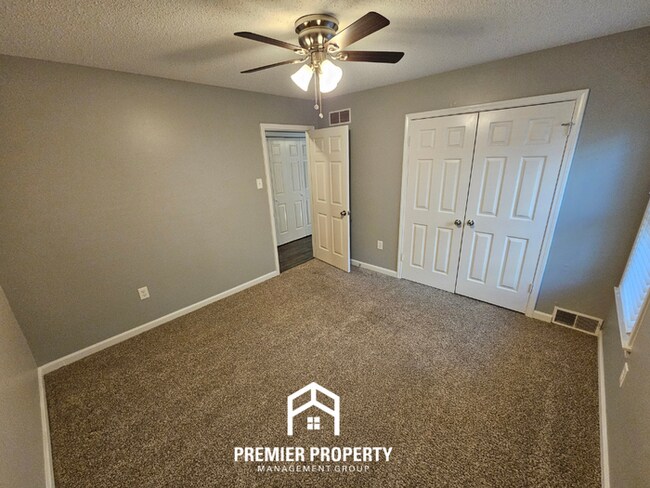 Building Photo - Luxury Germantown Living | 3BR/2BA in Poplar Estates | Houston High District