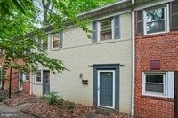 Building Photo - 8525 Geren Rd