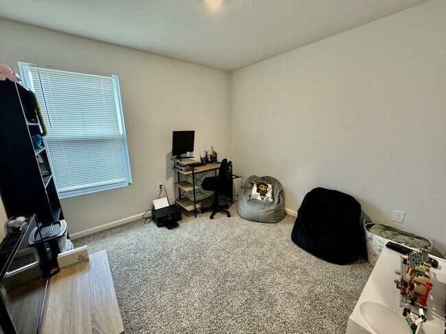 Building Photo - 6169 Native Dancer Wy