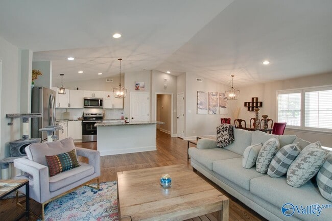 Building Photo - 805 Rison Ave NE