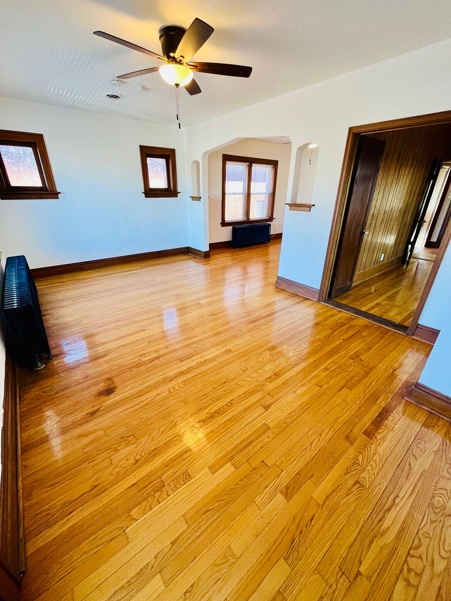 Building Photo - 5164 Goethe Ave