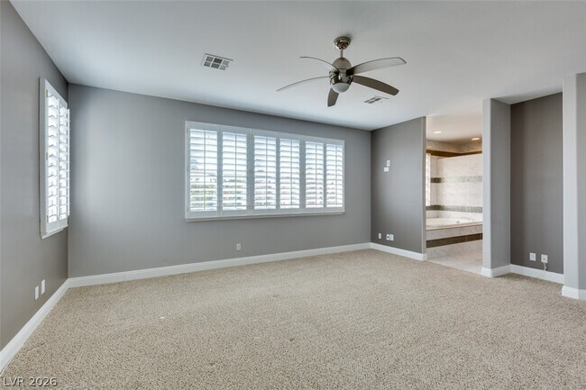 Building Photo - 152 Ultra Dr