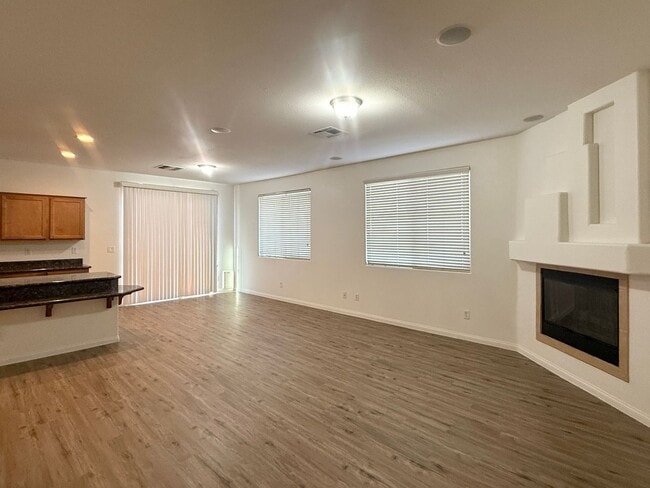 Building Photo - Great single story home 4 beds 3 baths in Henderson