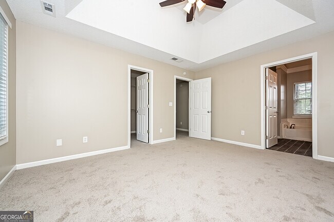 Building Photo - 176 Pine Branch Dr