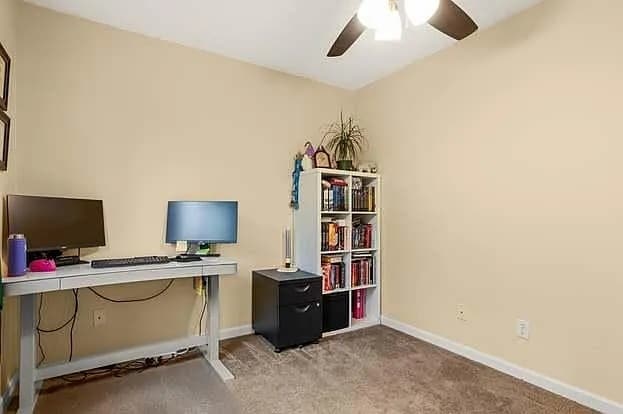 Building Photo - 12014 SE Bush St