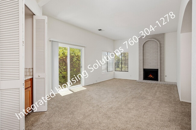 Building Photo - 3841 Violet Glen