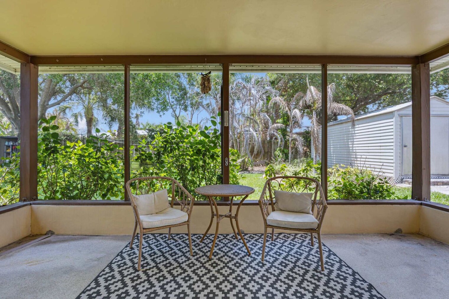 Building Photo - 228 Curacau Dr