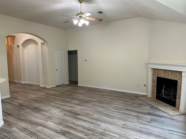 Building Photo - 17234 Rancho Verde Way