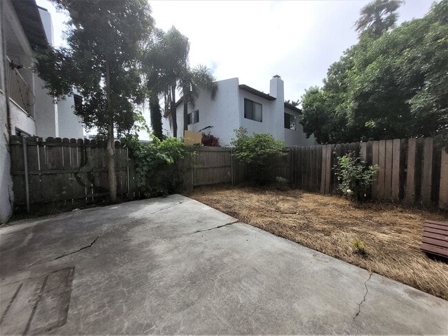 Building Photo - La Jolla Vista Townhome near UCSD