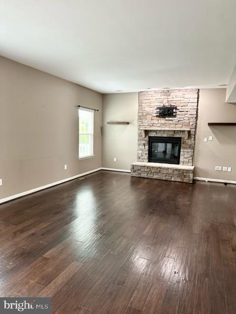 Building Photo - 210 Parker Dr