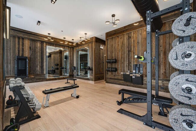 Building Photo - 1257 N Ashland Ave