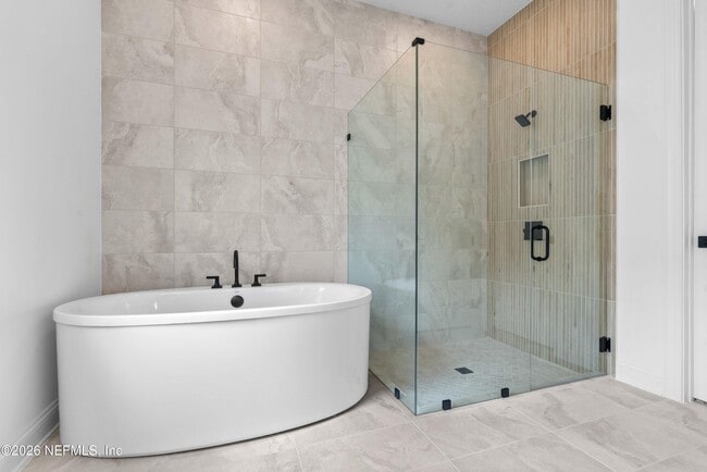 Building Photo - 174 Pine Leaf Dr