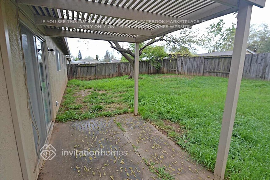 Building Photo - 3612 Sarament Ct