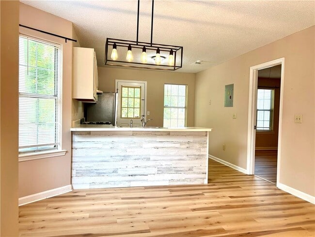 Building Photo - 1252 Scripps Ct SW