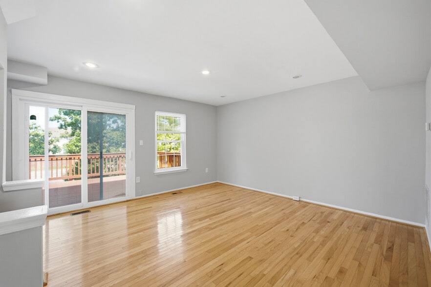 second floor living room - 6228 William Edgar Dr