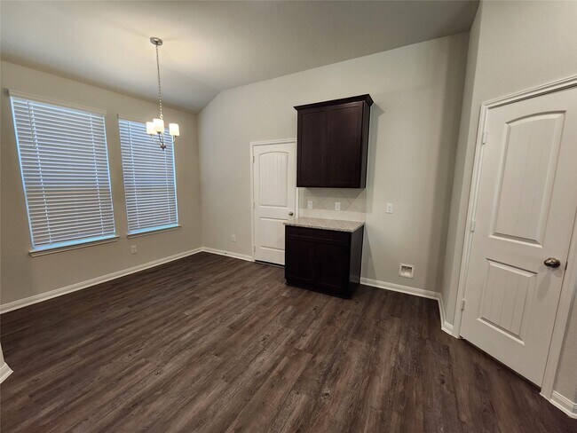 Building Photo - 11114 Lulu Ln