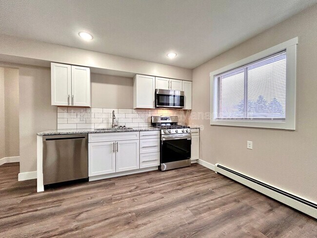 Building Photo - 2876 Taft Ave SW